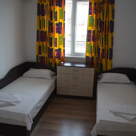 Lejlighed Divela 3 *