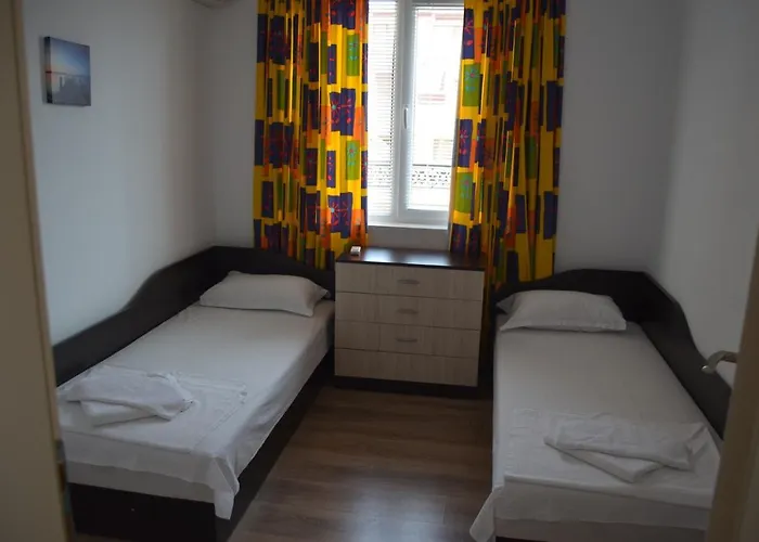 アパート Divela 3 *