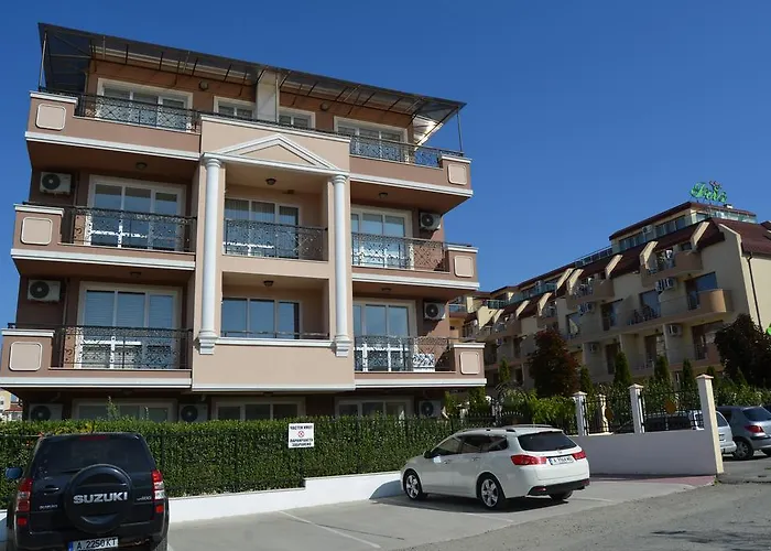 アパート Divela 3 *