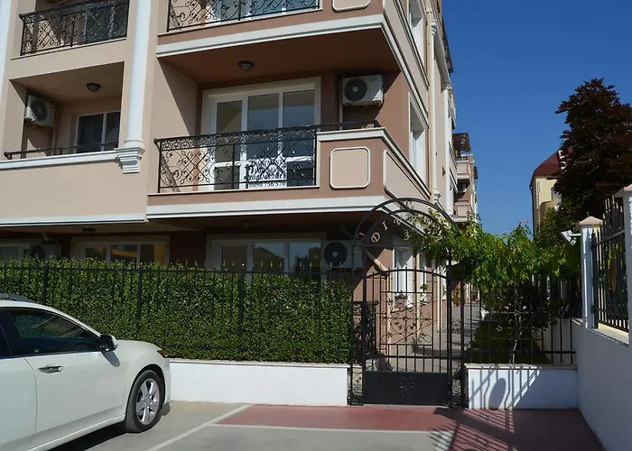 Divela 3 アパート